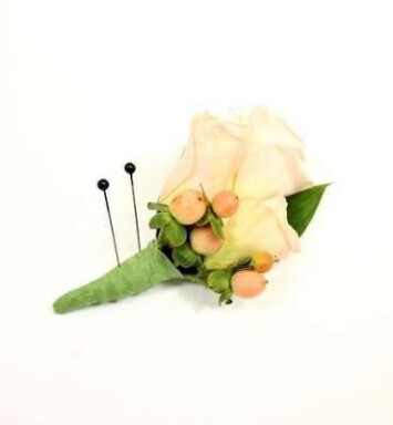 Spray Rose Tie on Wrist Corsage